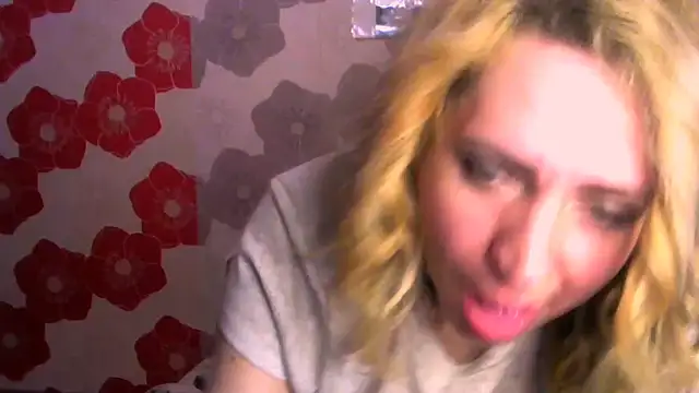 Snapshot of Lilinsky_MadMax chatting on 06-18-26, 10:15 Lilinsky MadMax online show from 06-18-26, 10:15