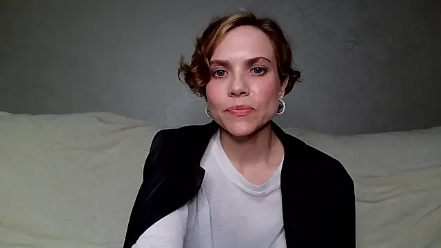 Snapshot of NatalieMoses chatting on 07-03-26, 07:31 NatalieMoses online show from 07-03-26, 07:31