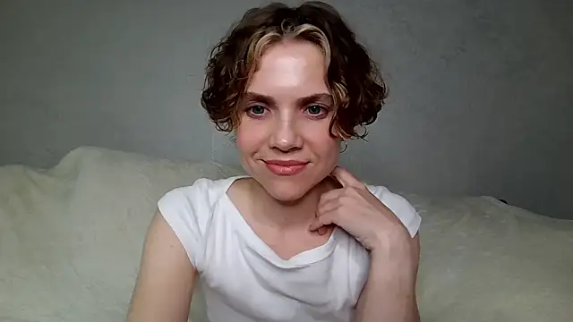 Snapshot of NatalieMoses chatting on 06-27-26, 06:36 NatalieMoses online show from 06-27-26, 06:36