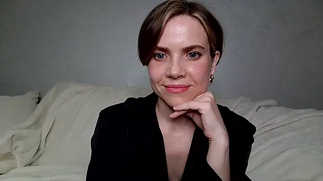 Snapshot of NatalieMoses chatting on 06-20-26, 06:24 NatalieMoses online show from 06-20-26, 06:24