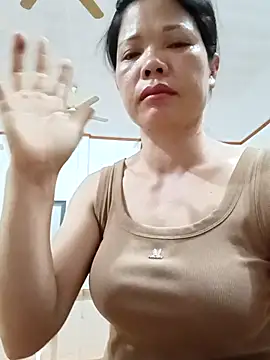 Snapshot of -Maya-a chatting on 06-02-26, 07:14 -Maya-a online show from 06-02-26, 07:14