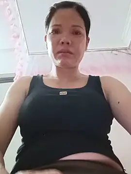 Snapshot of -Maya-a chatting on 06-16-26, 07:25 -Maya-a online show from 06-16-26, 07:25