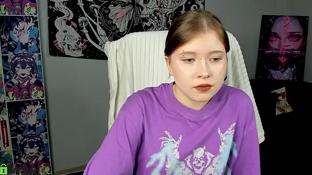 Snapshot of Kylie-Voss chatting on 07-12-26, 03:07 Kylie-Voss online show from 07-12-26, 03:07