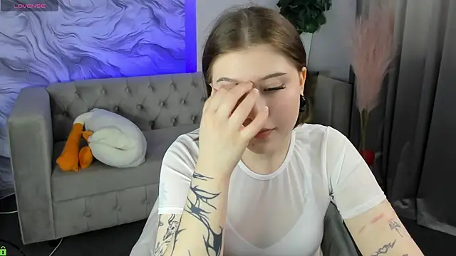 Snapshot of Kylie-Voss chatting on 06-16-26, 11:10 Kylie-Voss online show from 06-16-26, 11:10