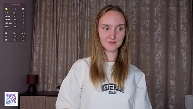 JenevaLitalien online show from 06-18-26, 06:13
