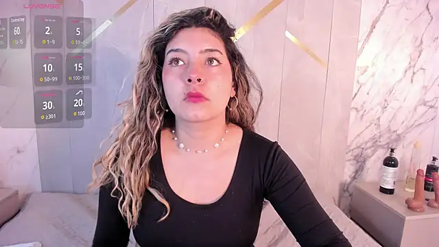 ChloeBelle  online show from 06-30-26, 12:38