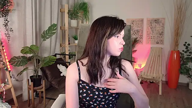 Snapshot of La_lilith chatting on 07-18-26, 10:18 La lilith online show from 07-18-26, 10:18