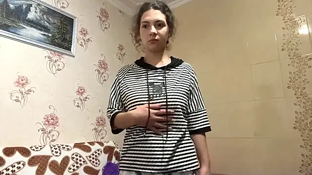 MargyClingingsmith online show from 07-09-26, 06:18