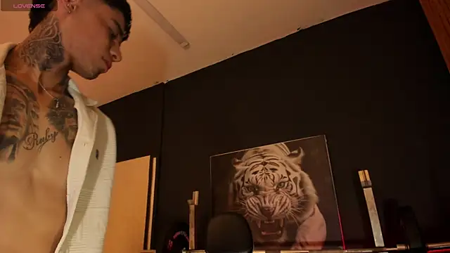 Snapshot of Yeidonn chatting on 07-09-26, 03:40 Yeidonn online show from 07-09-26, 03:40