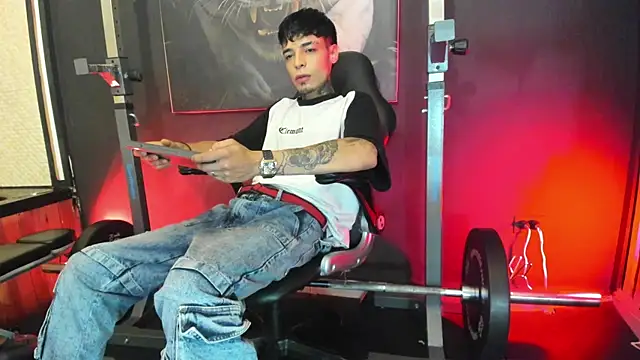 Snapshot of Yeidonn chatting on 07-03-26, 04:41 Yeidonn online show from 07-03-26, 04:41