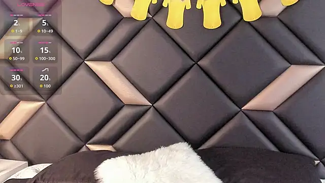 AdrianaHarlow online show from 07-01-26, 07:14