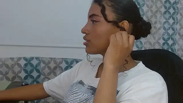 Isabellacarson online show from 06-25-26, 06:35