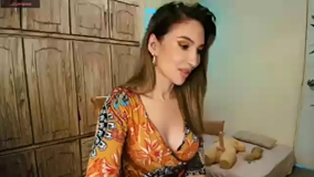 Girl Glamourtt online show from 06-23-26, 05:00