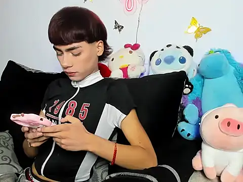 Playboy andeer online show from 06-15-26, 09:36