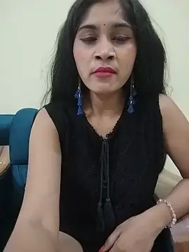 Naughty Kiara  online show from 07-02-26, 03:23