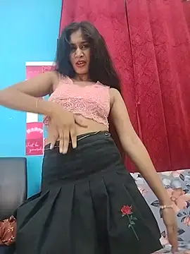 Naughty Kiara  online show from 06-25-26, 04:21