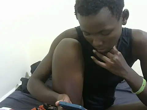 cute avy0 online show from 06-16-26, 06:30