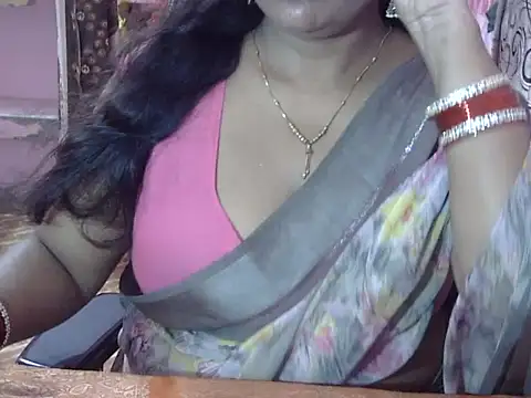 PRIYANKA 023 online show from 06-17-26, 09:08