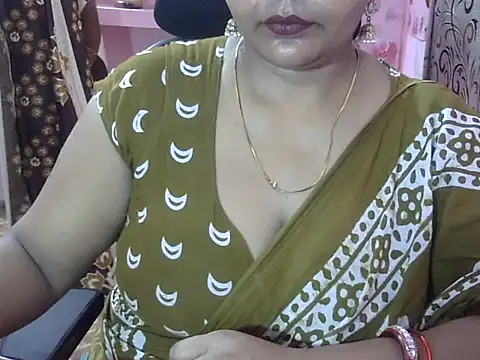 PRIYANKA 023 online show from 06-25-26, 05:34