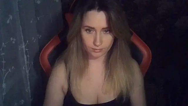 KiraKisskis online show from 05-31-26, 06:09