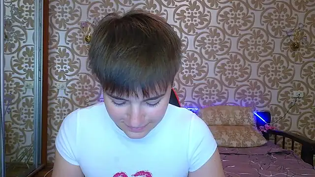 EmyHills online show from 08-01-26, 08:18