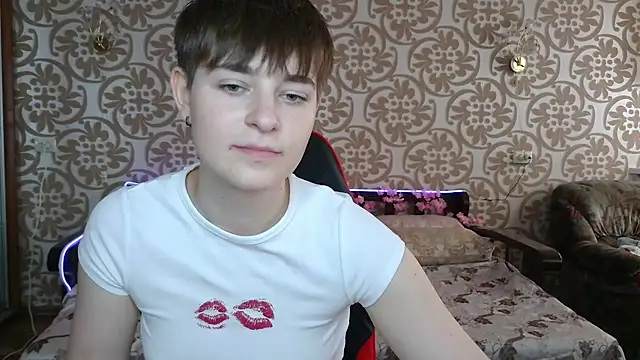 EmyHills online show from 07-12-26, 02:40