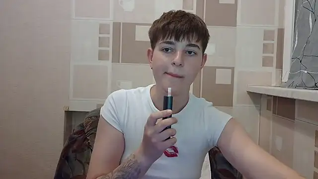 EmyHills online show from 07-30-26, 08:08