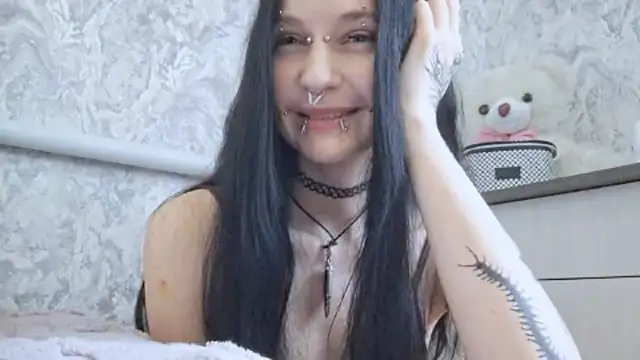 KrissyHiott online show from 06-15-26, 04:23