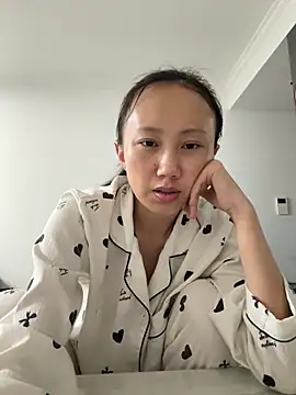 Snapshot of Xiao_Mao_meow chatting on 06-15-26, 11:54 Xiao Mao meow online show from 06-15-26, 11:54