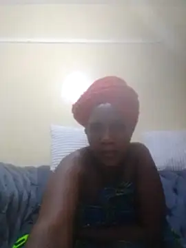 Creamymom4 online show from 06-19-26, 01:11