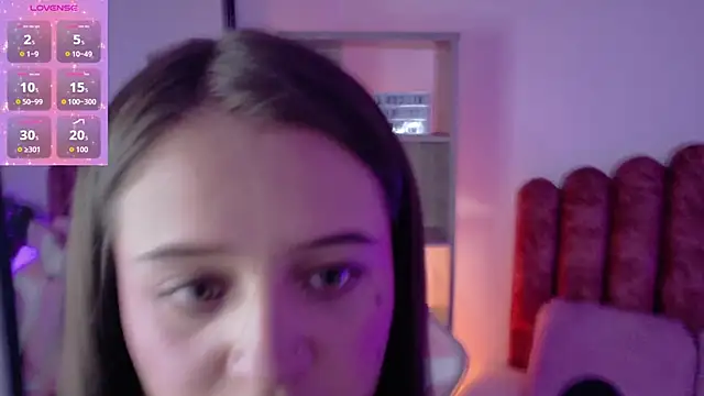 Snapshot of CamilleBlair_ chatting on 06-16-26, 07:36 CamilleBlair online show from 06-16-26, 07:36