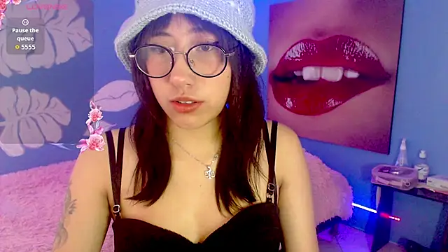 eli doll online show from 06-01-26, 11:32
