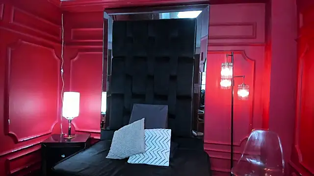 amberhanks online show from 06-24-26, 12:04