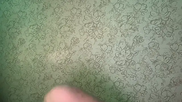 Snapshot of LaceyBatter chatting on 06-04-26, 09:14 LaceyBatter online show from 06-04-26, 09:14