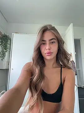 Nikola Olivia online show from 05-31-26, 10:43