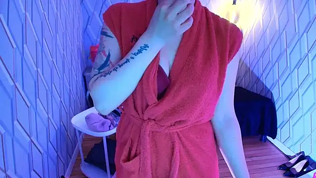 JeannMarie online show from 07-15-26, 04:41