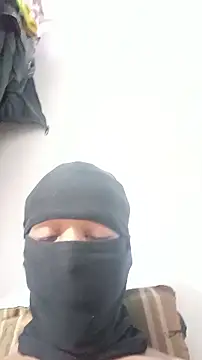 Snapshot of Kijenblack chatting on 07-18-26, 10:24 Kijenblack online show from 07-18-26, 10:24