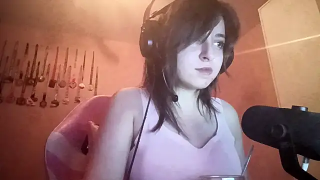bunnyhoneylovehands online show from 06-10-26, 09:38