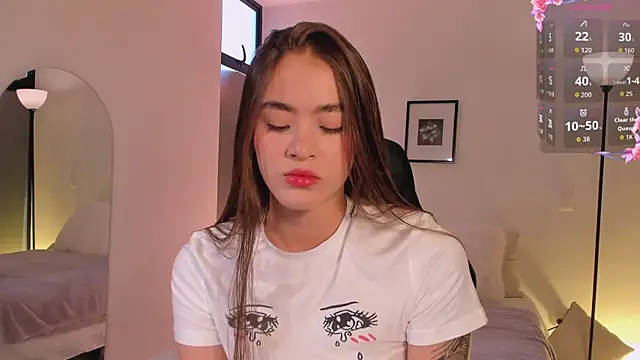 LizzyColins online show from 06-25-26, 07:19