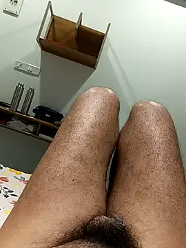 Snapshot of indiboy009 chatting on 09-20-25, 10:42 indiboy009 online show from 09-20-25, 10:42