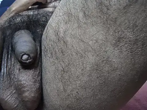 Snapshot of indiboy009 chatting on 03-05-25, 01:10 indiboy009 online show from 03-05-25, 01:10