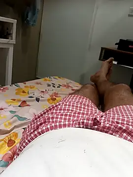 indiboy009 online show from 12-15-25, 03:40