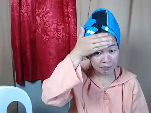 urpretty hotmama online show from 07-16-26, 06:10