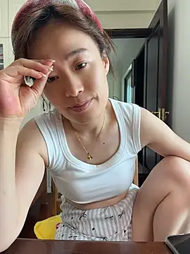 Snapshot of saozi666 chatting on 07-14-26, 02:05 saozi666 online show from 07-14-26, 02:05
