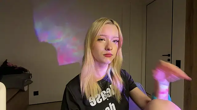 Anny qte online show from 06-21-26, 05:08