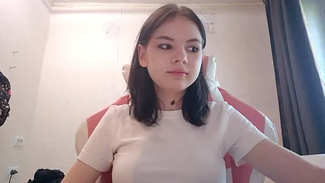 MilaTease online show from 06-01-26, 05:07