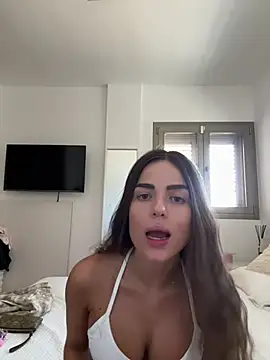 miaabelluccii online show from 07-17-26, 01:41