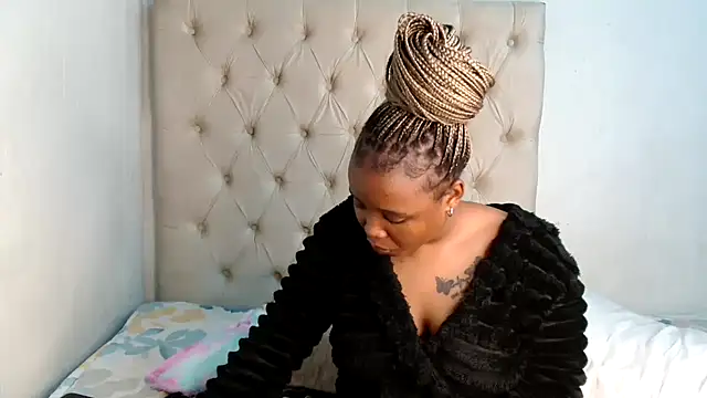Snapshot of Lihle_00 chatting on 07-16-26, 08:06 Lihle 00 online show from 07-16-26, 08:06