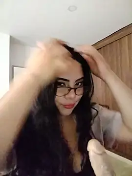 Snapshot of Roxxy_Sade chatting on 06-27-26, 10:16 Roxxy Sade online show from 06-27-26, 10:16