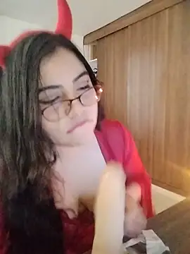 Snapshot of Roxxy_Sade chatting on 07-16-26, 09:12 Roxxy Sade online show from 07-16-26, 09:12